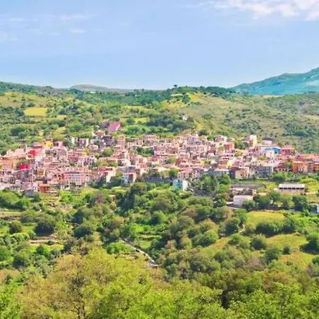 S'antiga Inn, Centro Storico Ed Escursionismo In Sardegna Penzion