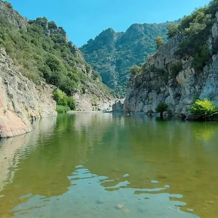 Pensión S'antiga Inn, Centro Storico Ed Escursionismo In Sardegna Seùlo