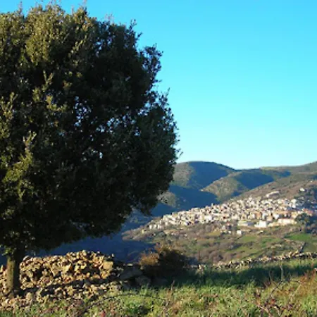 S'antiga Inn, Centro Storico Ed Escursionismo In Sardegna 3*